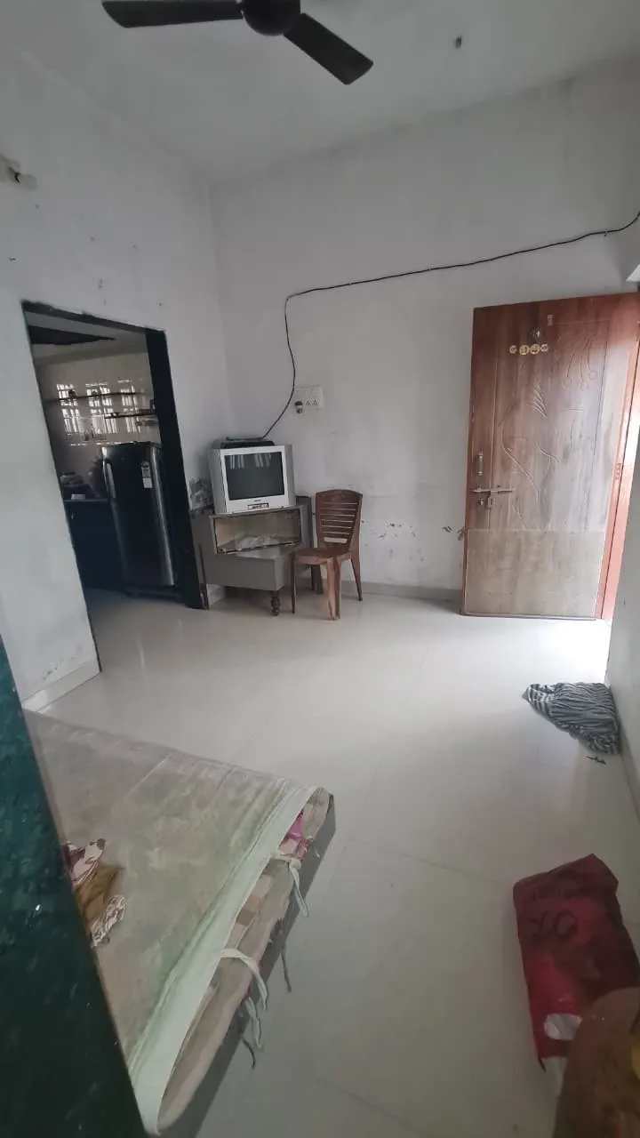 2 BHK Independent Tenement for Rent Near Crescent Circle, Bhavnagar property in Bhavnagar