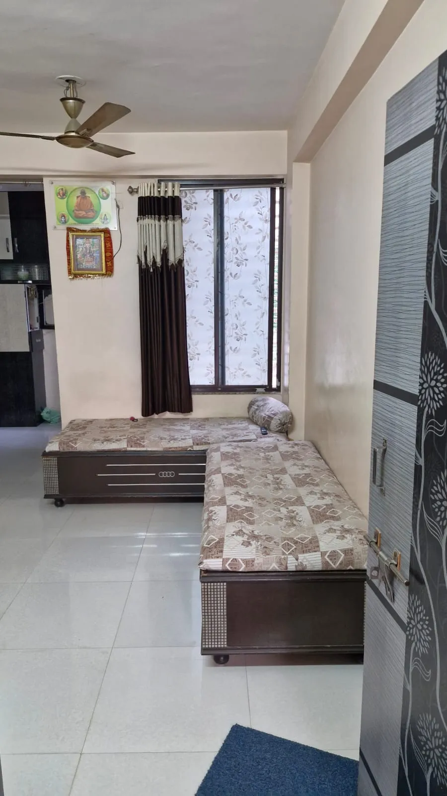 Fully Furnished 1 BHK Flat on 3rd Floor For Sale in Jivan Vadi Area, Nikol, Ahmedabad in Ahmedabad